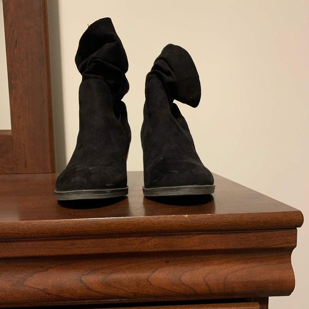 Girls’ ankle boots